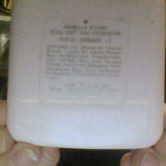 makeup - Picture 2 of 3